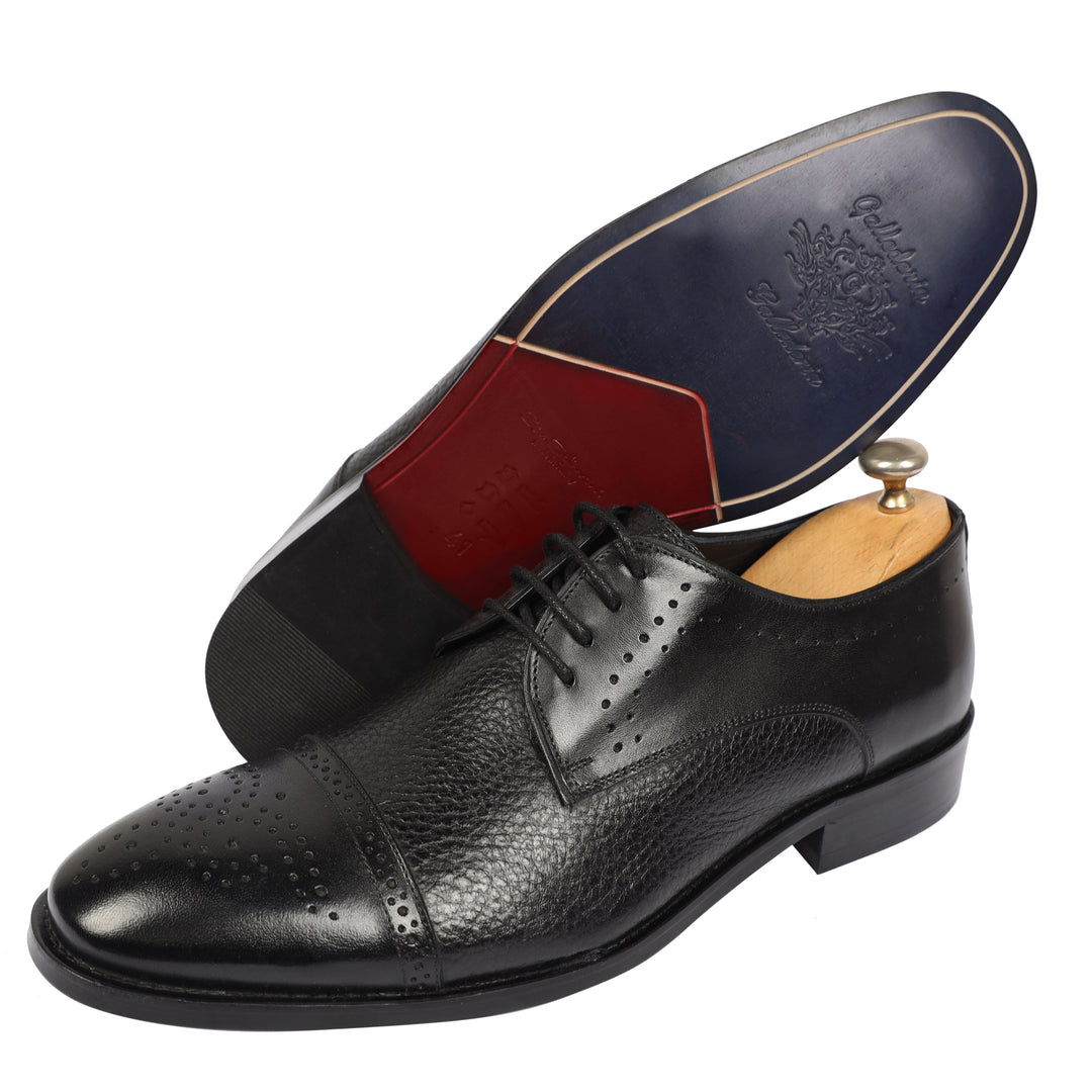 Black classic Derpy Textured shoes - genuine leather