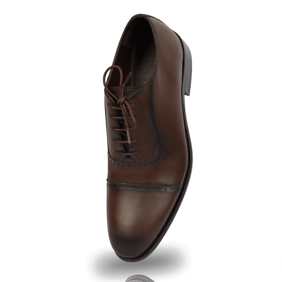 Brown classic oxford shoes - genuine leather