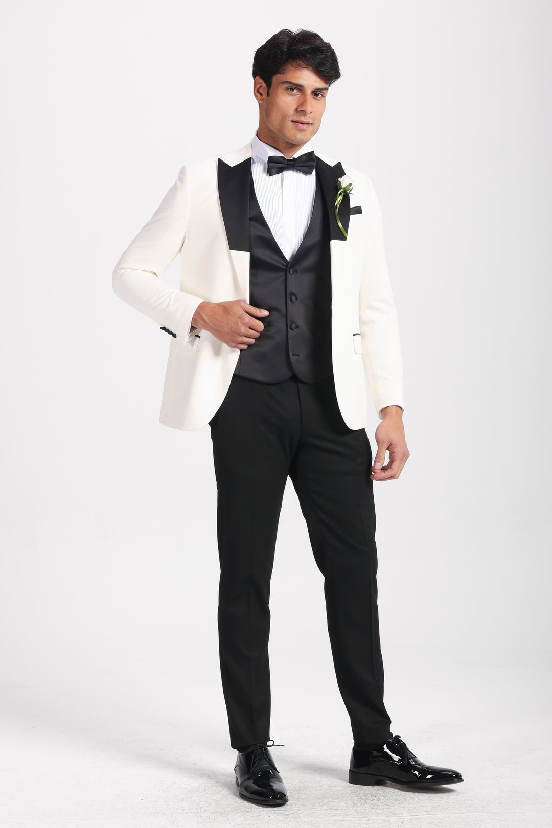 Slim Fit Off White Wedding jacket - Black and White peak Lapel -Turkish Made