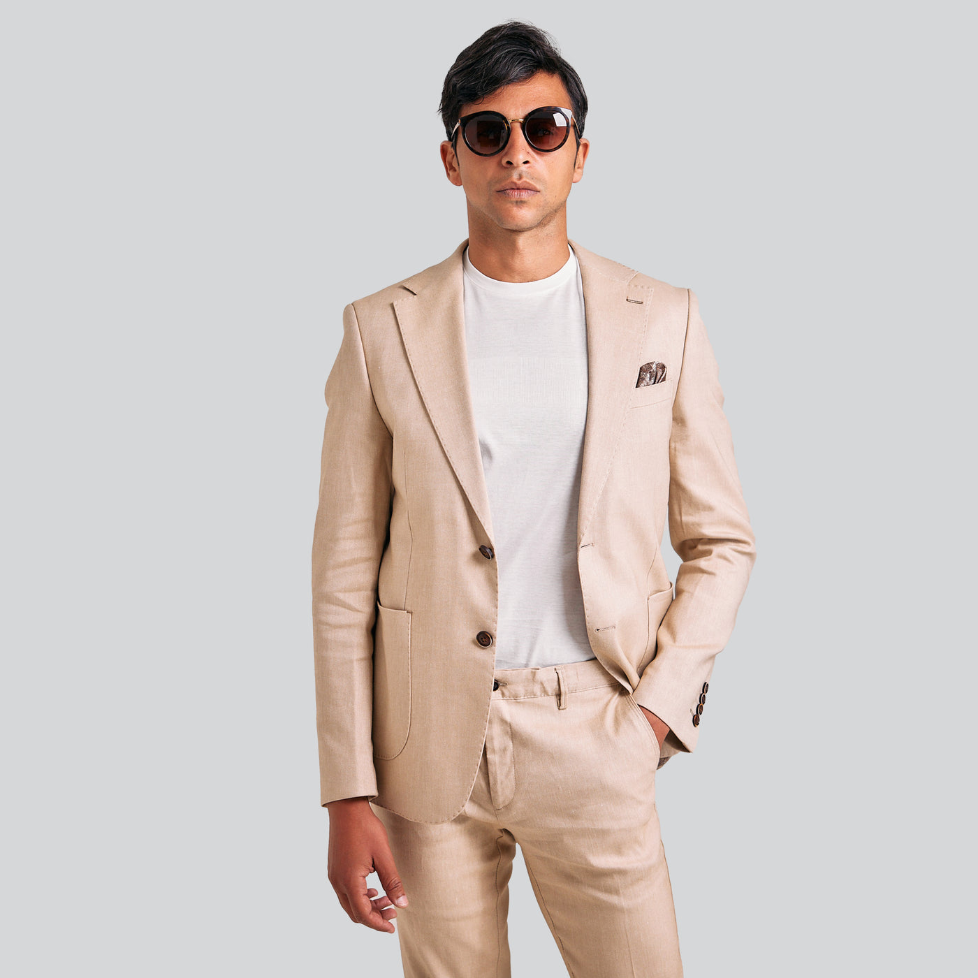 Biege linen Smart suit