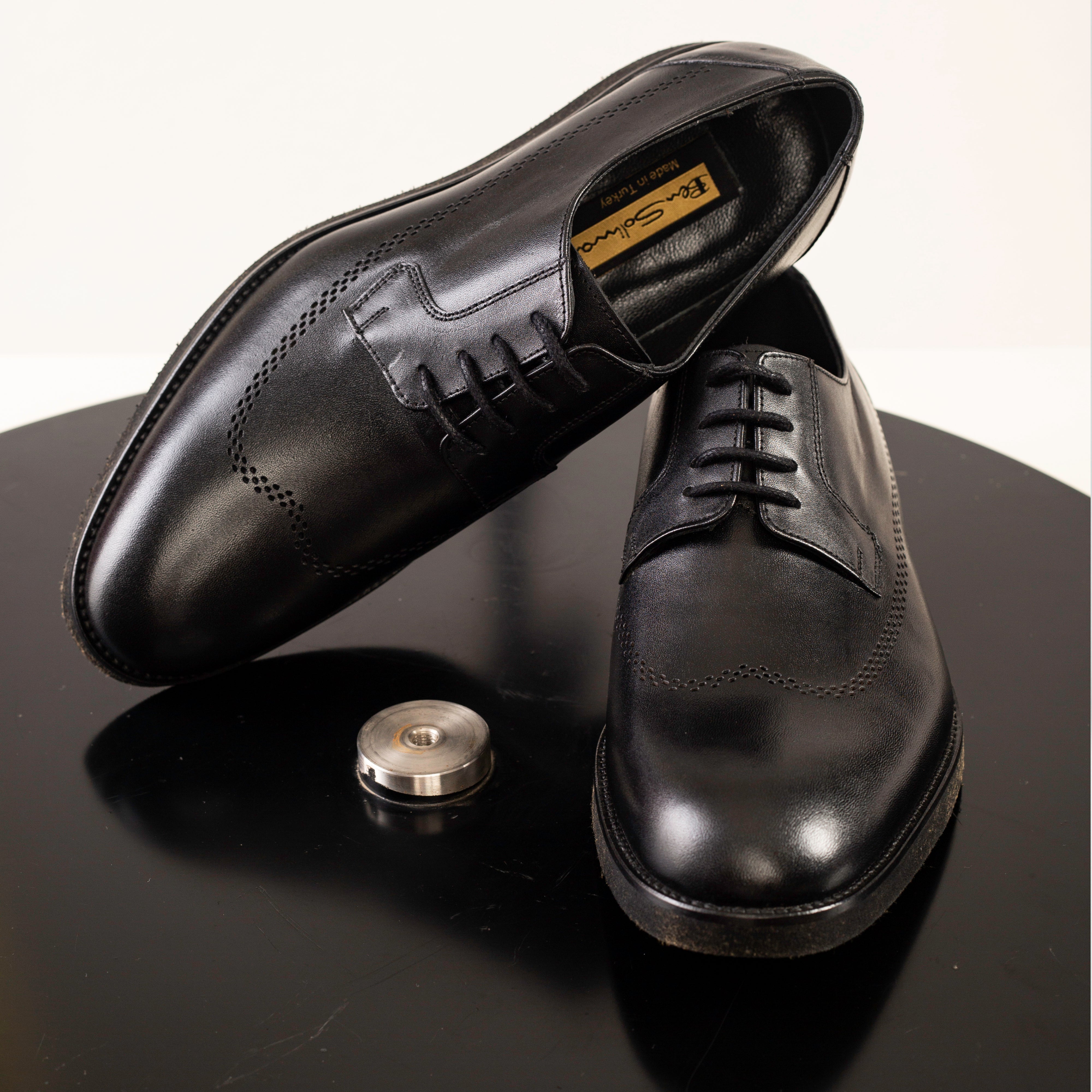 Ancienne paire de chaussures de foot personnalisable - Ben & Flo